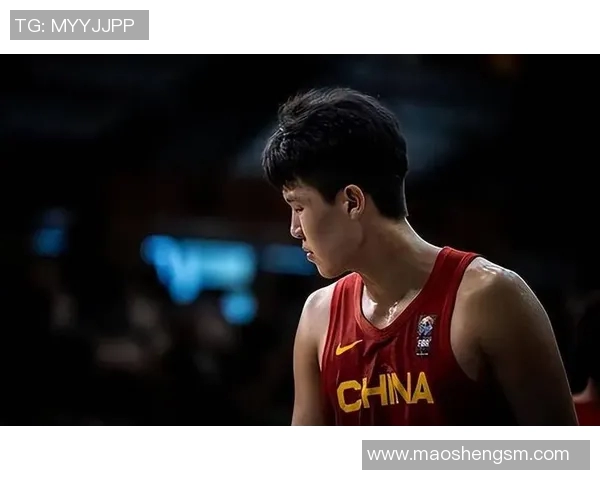 杨瀚森首秀全面表现惊艳 年轻球员篮球潜力引期待